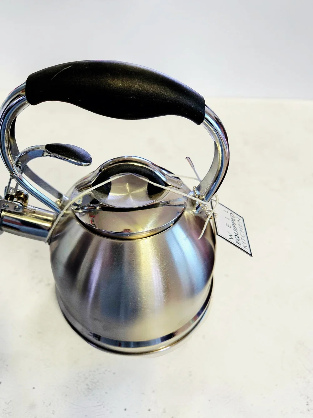 NEW Well Equipped Kitchen Stainless Steel 2.6 Quart Whistling  Kettle NWThttps:/
